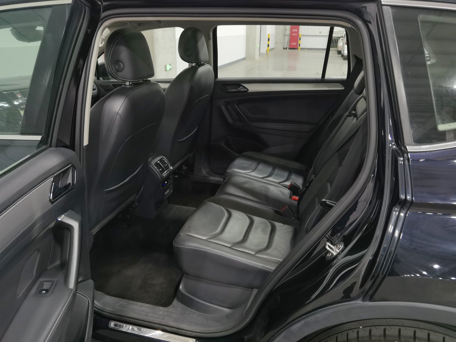 Used Volkswagen Tiguan L 2019 2.0 AT