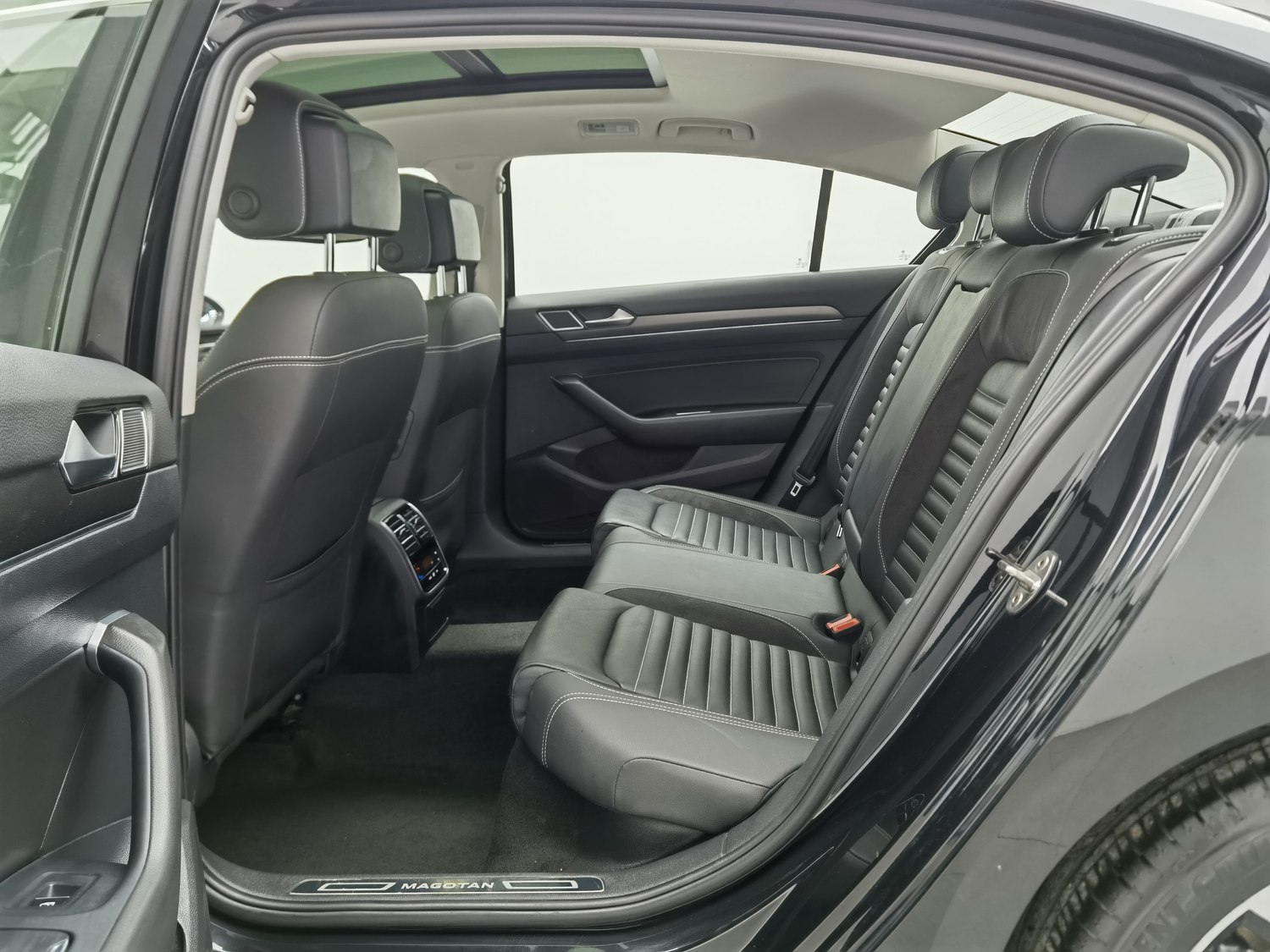 Used Volkswagen Magotan 2020 2.0 AT