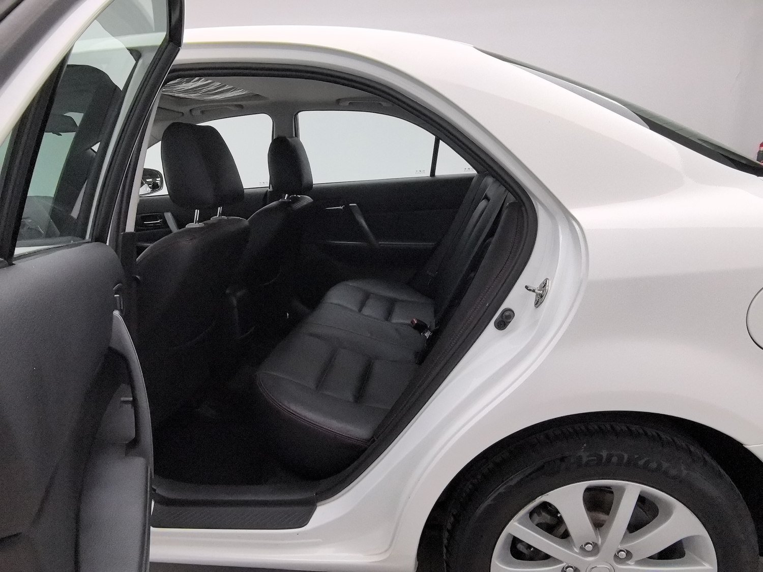 Used Mazda 6 2013 2.0 AT