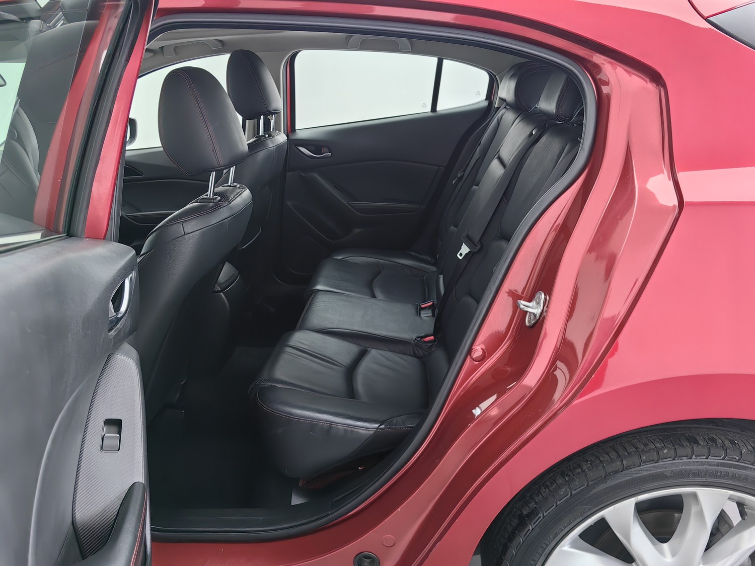 Used Mazda Axela 2014 2.0 AT