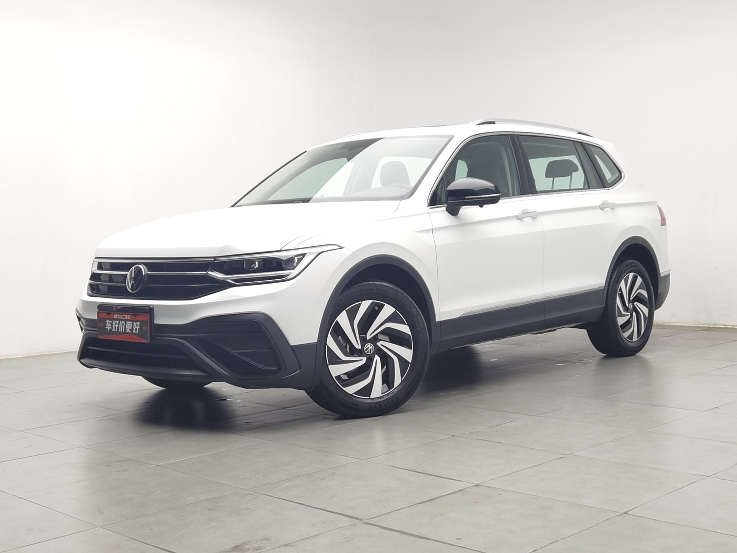 Used Volkswagen Tiguan L 2024 1.5 AT