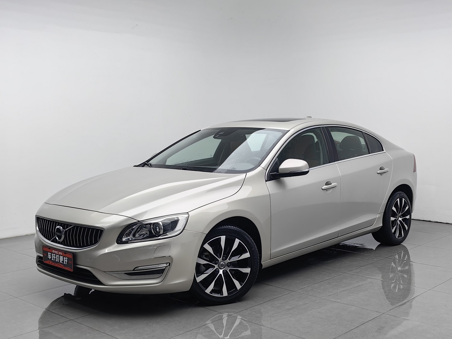 Used Volvo S60 2018 1.5 AT