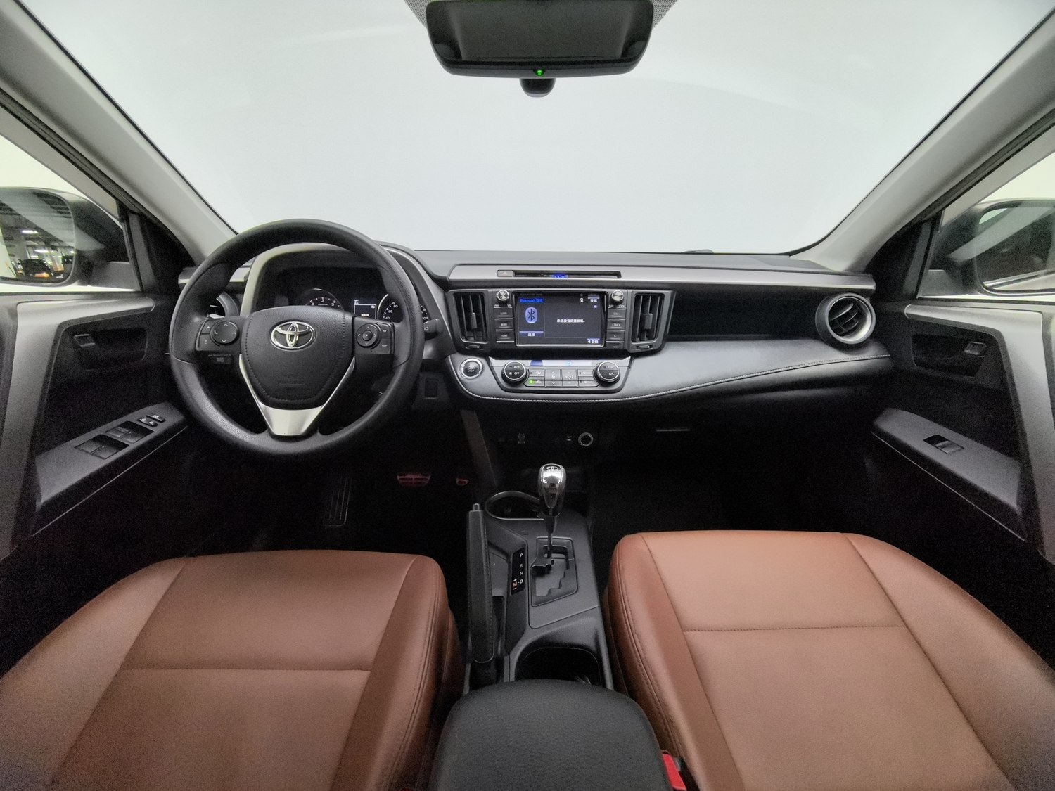 Used Toyota RAV4 2019 2.0 AT