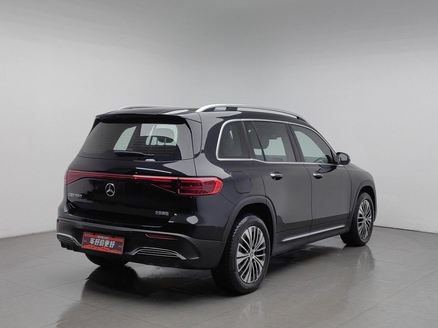 Used Mercedes-Benz EQB 2025