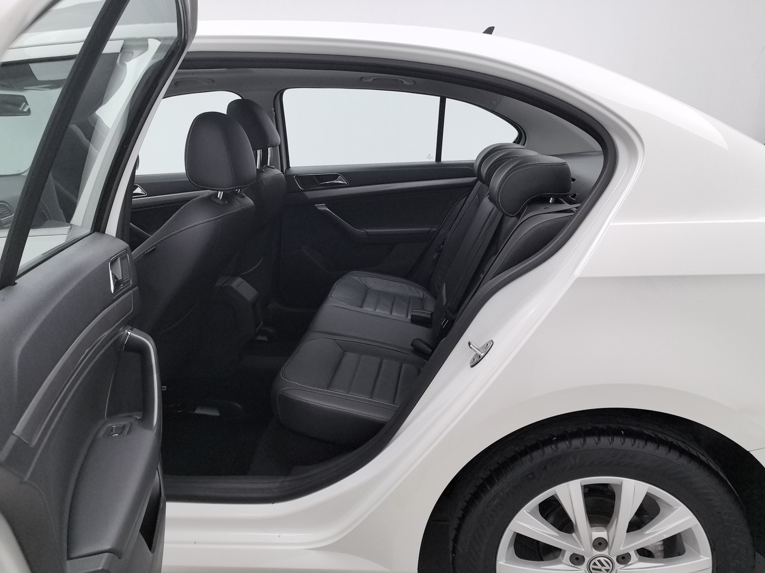 Used Volkswagen Lavida 2017 1.6 MT