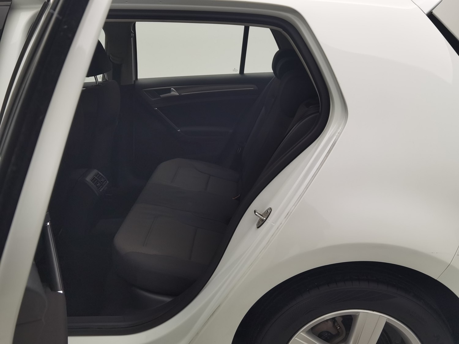 Used Volkswagen Golf 2016 1.4 AT