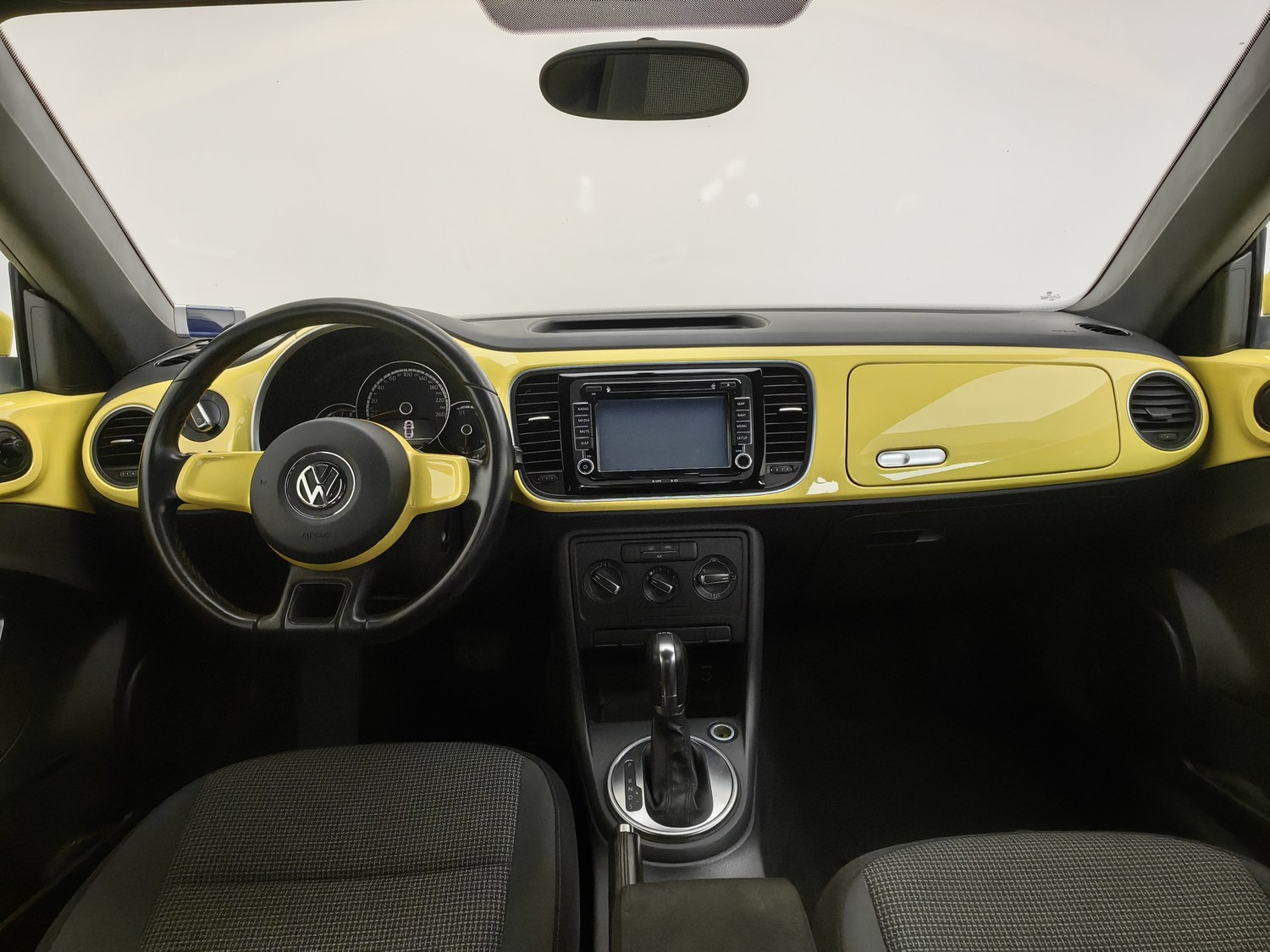 Used Volkswagen Beetle (Imported) 2014 1.4 AT