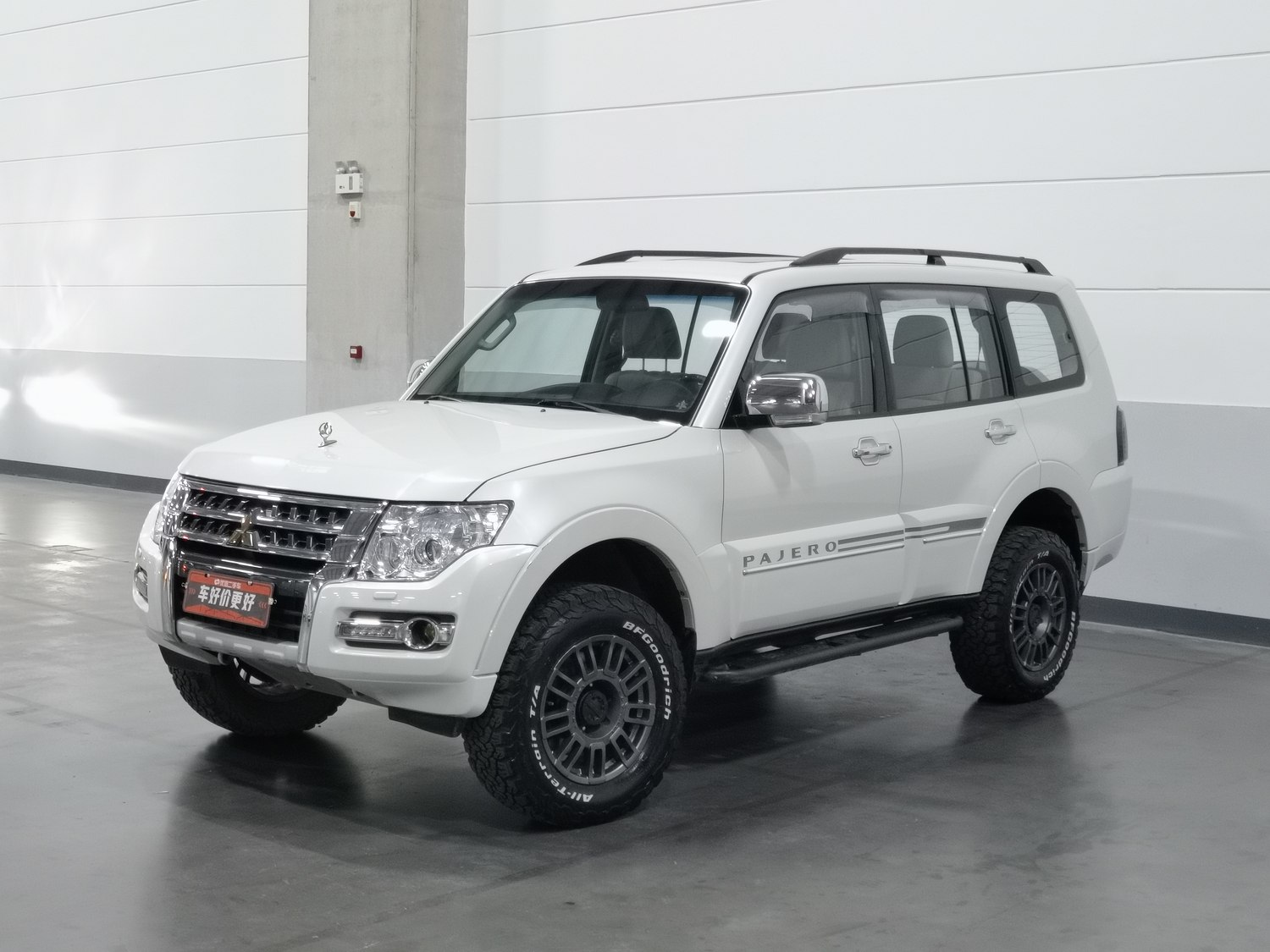 Used Mitsubishi Pajero (Imported) 2018 3.8 AT