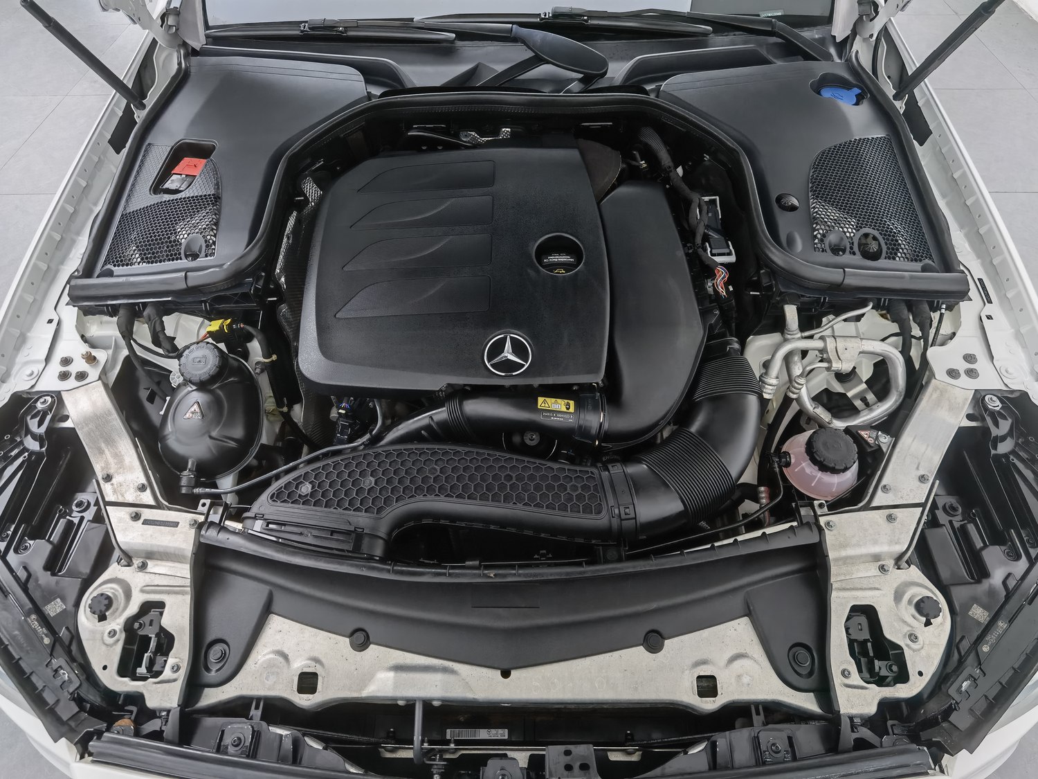 Used Mercedes-Benz E-Class 2020 1.5 AT