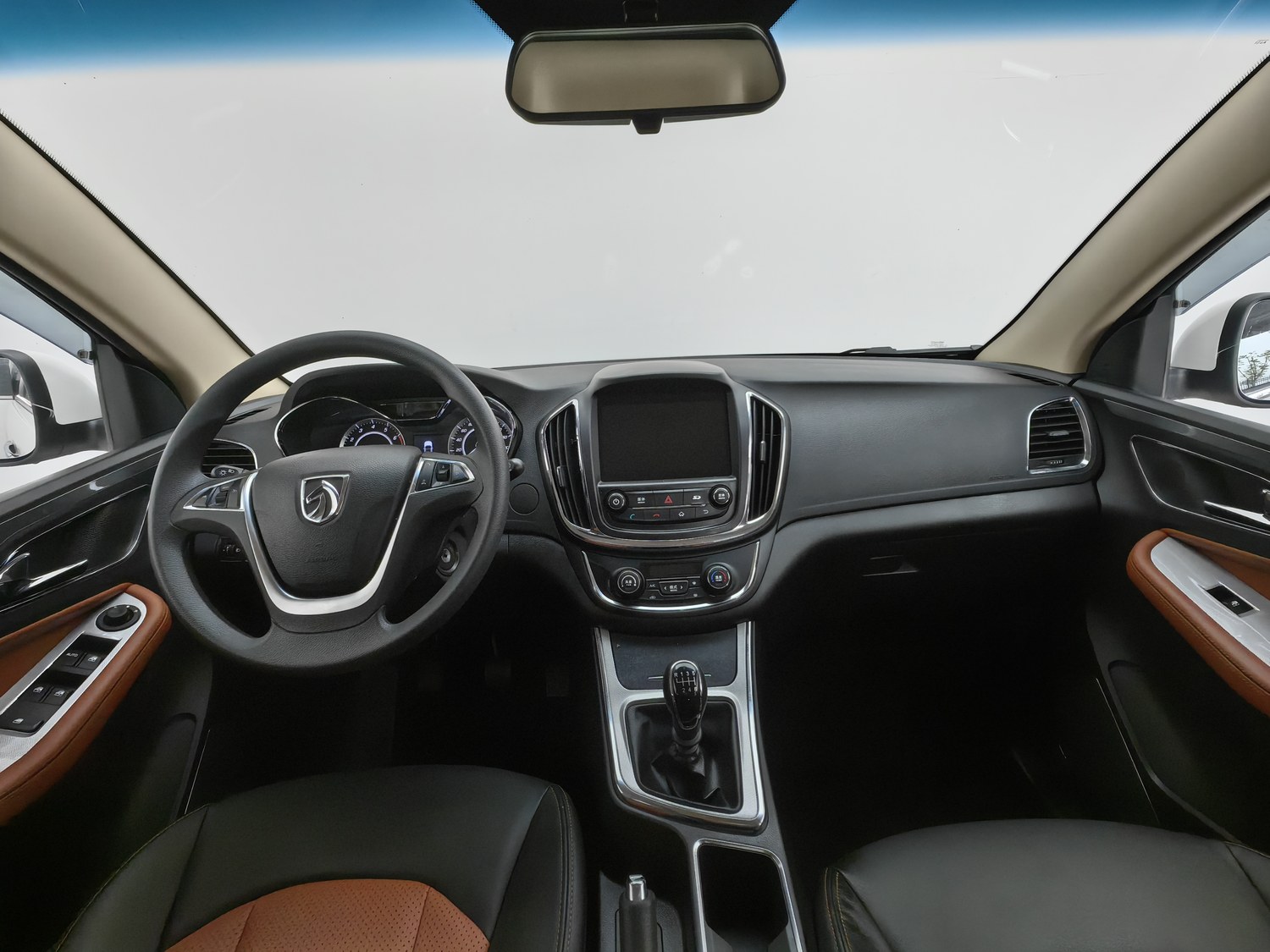Used Baojun 560 2016 1.8 MT
