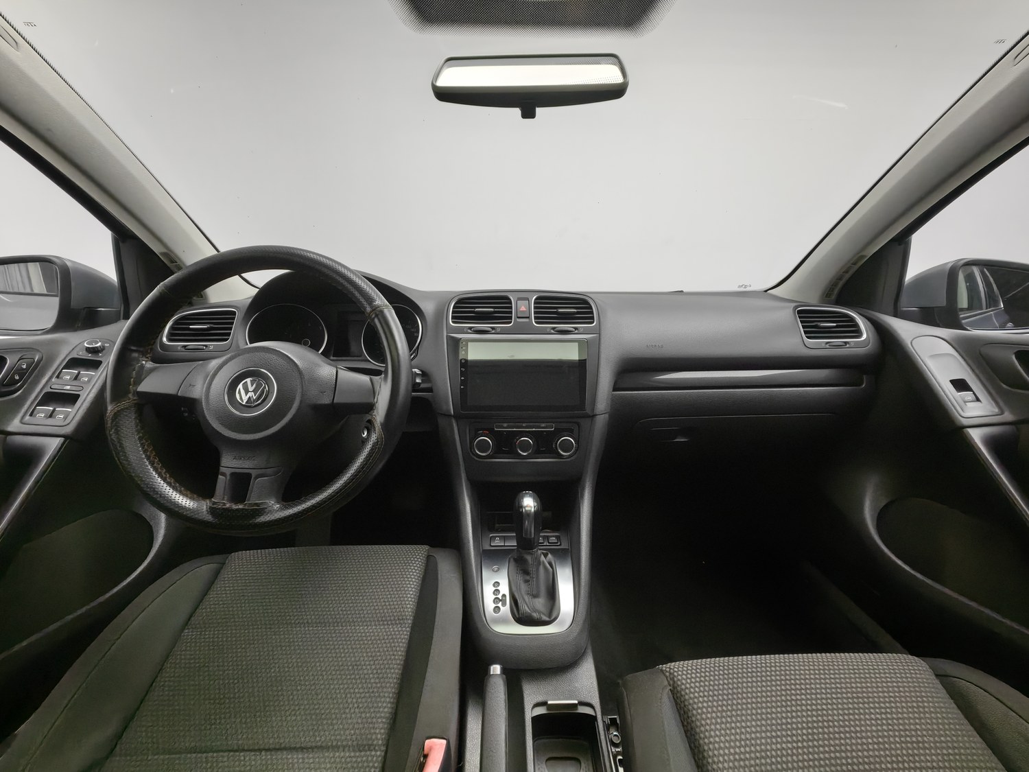 Used Volkswagen Golf 2011 1.4 AT