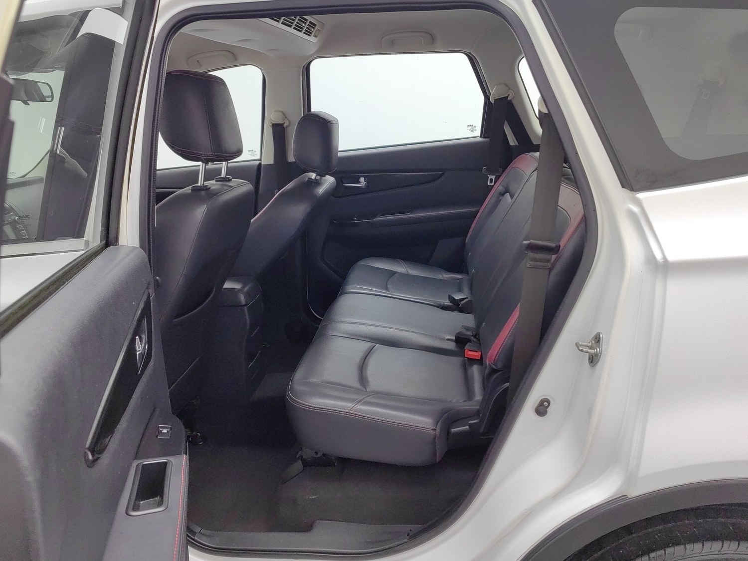 Used BAIC Huansu S3 2014 1.5 MT