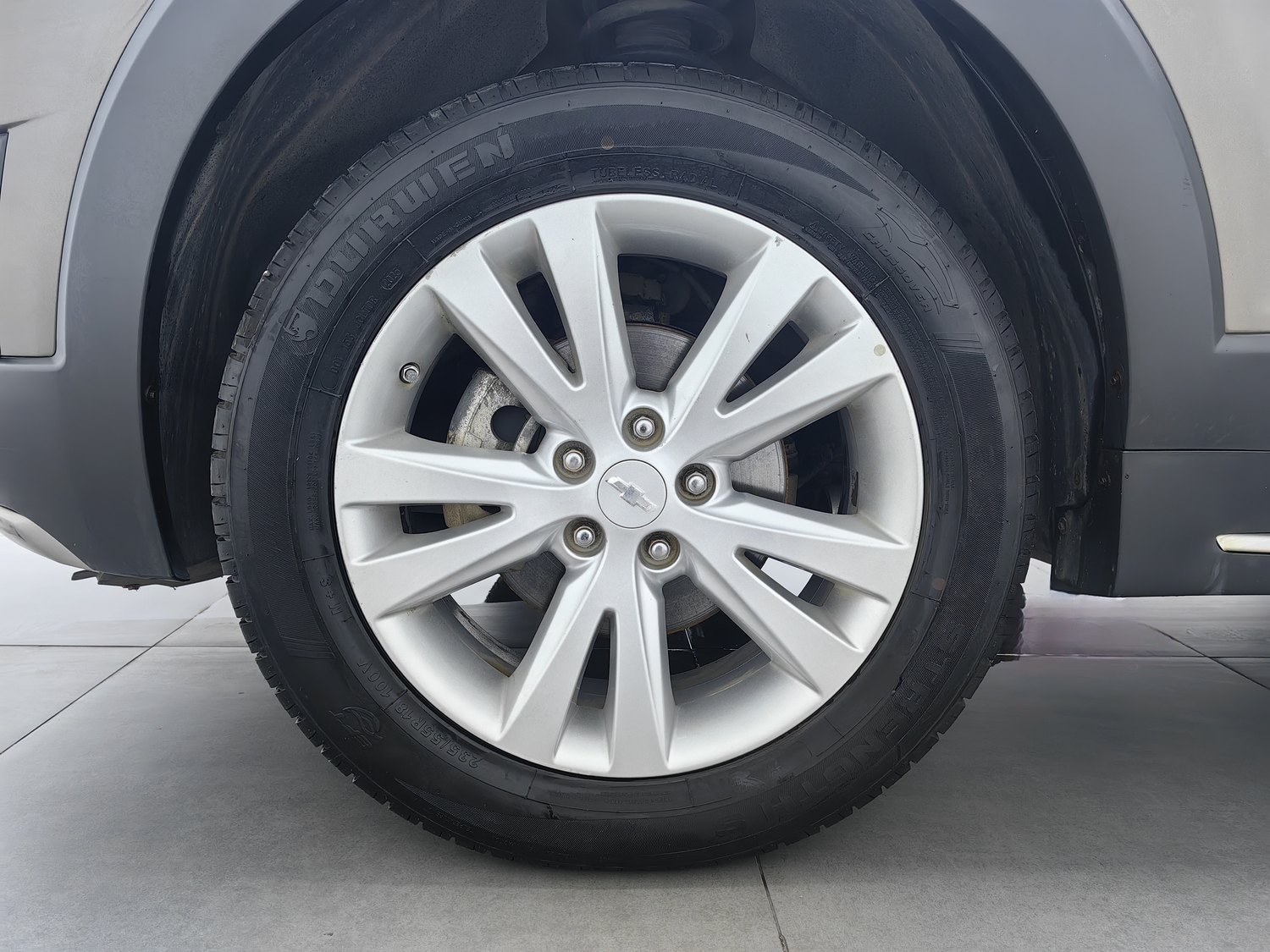 Used Chevrolet Captiva 2015 2.4 AT