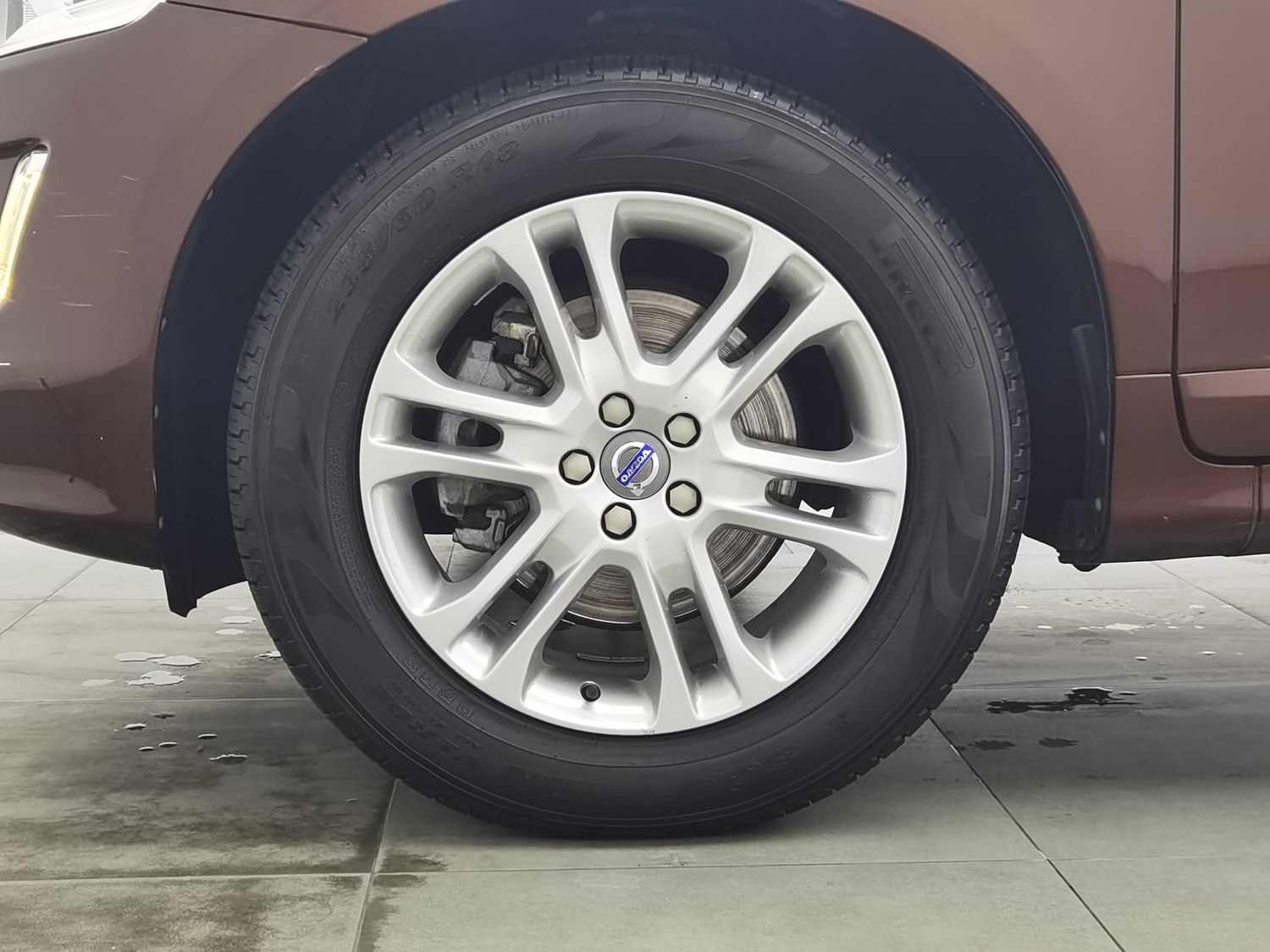 Used Volvo XC60 2016 2.0 AT