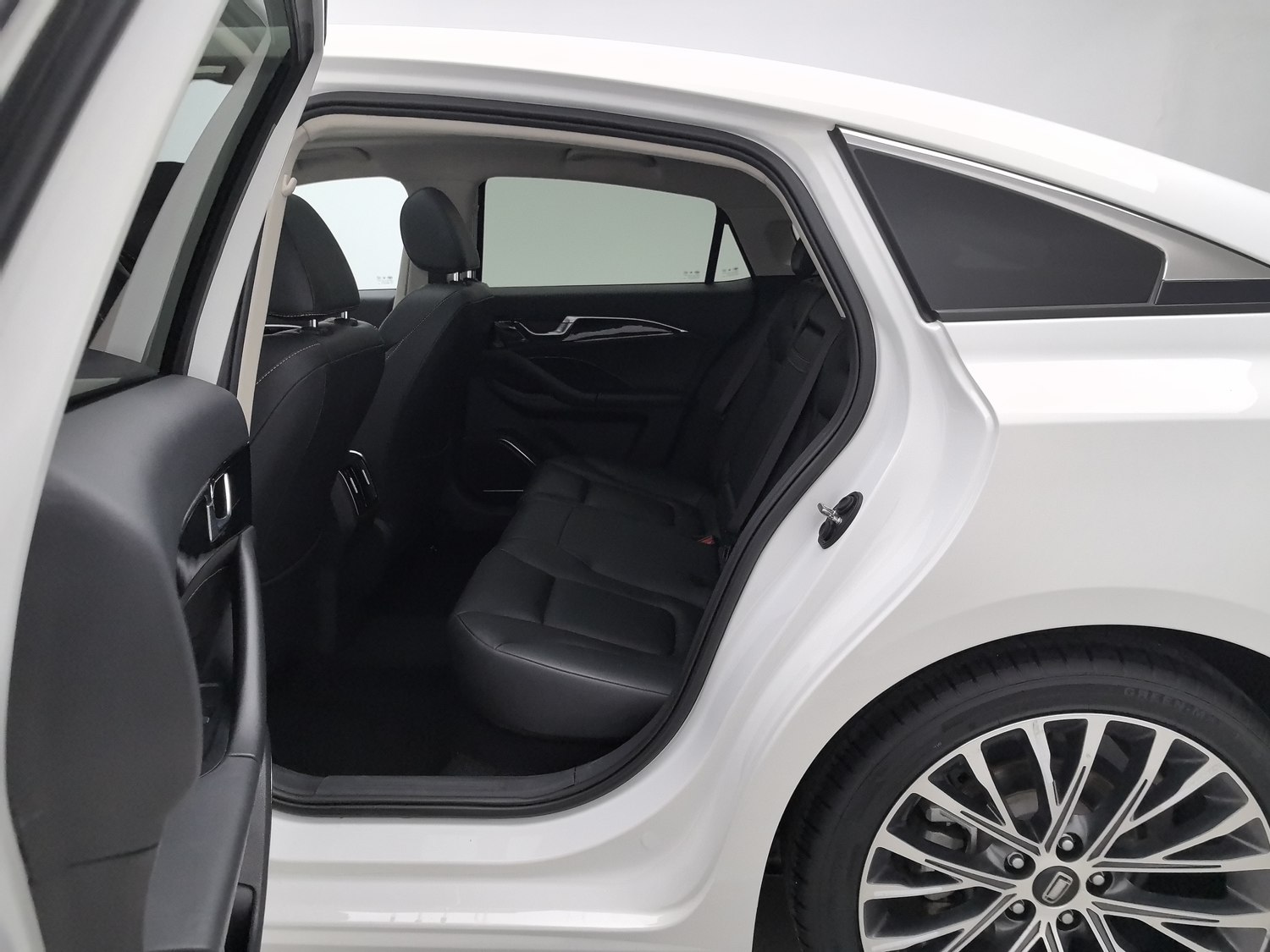 Used Bestune B70 2022 2.0 AT