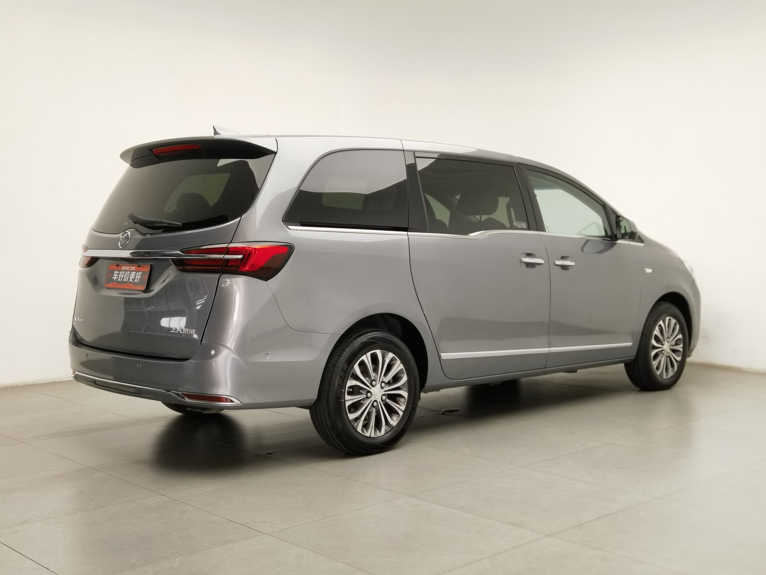Used Buick GL8 2022 2.0 AT
