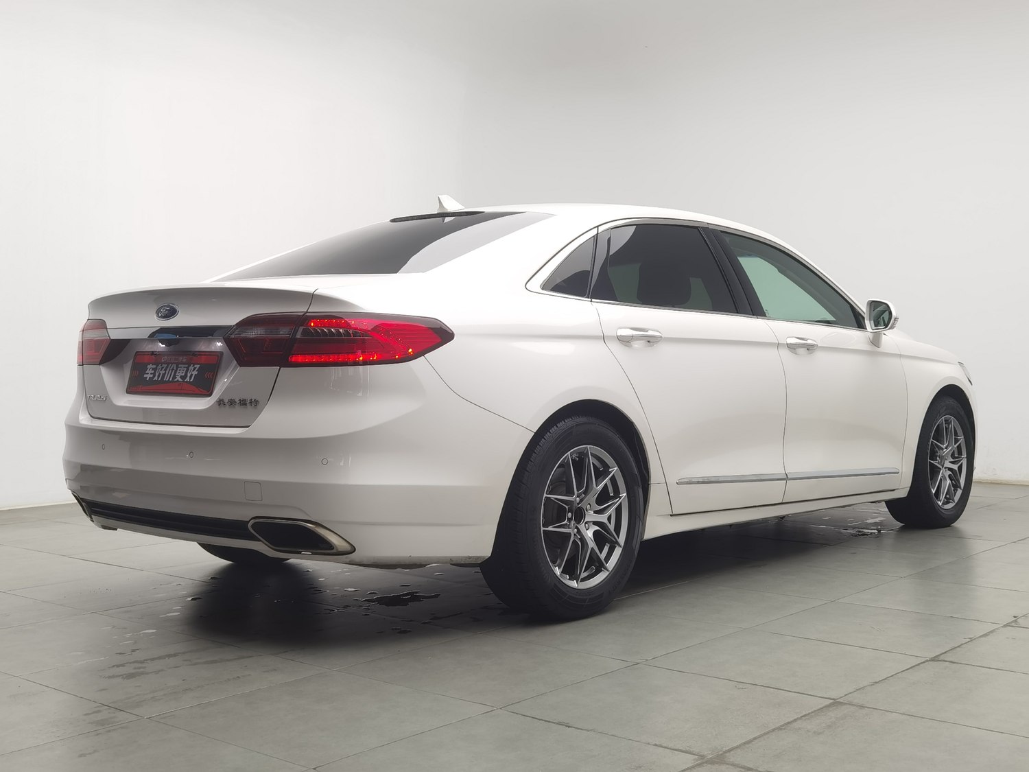 Used Ford Taurus 2017 1.5 AT