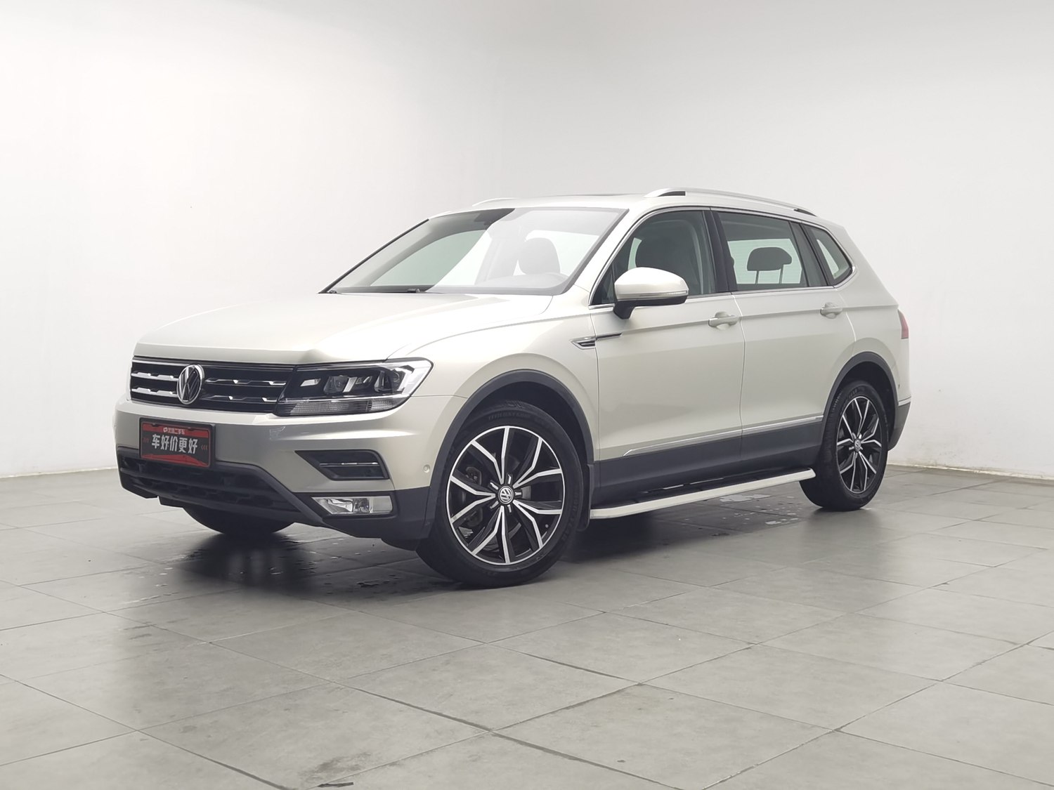 Used Volkswagen Tiguan L 2020 2.0 AT