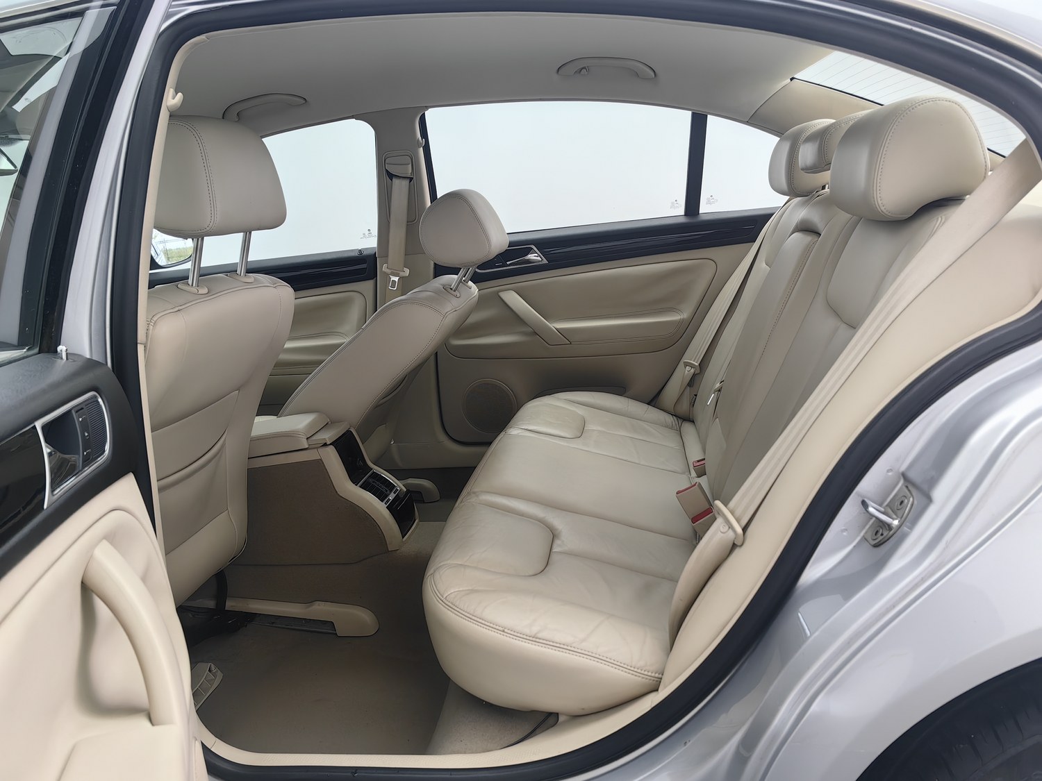Used Volkswagen Passat 2011 1.8 AT