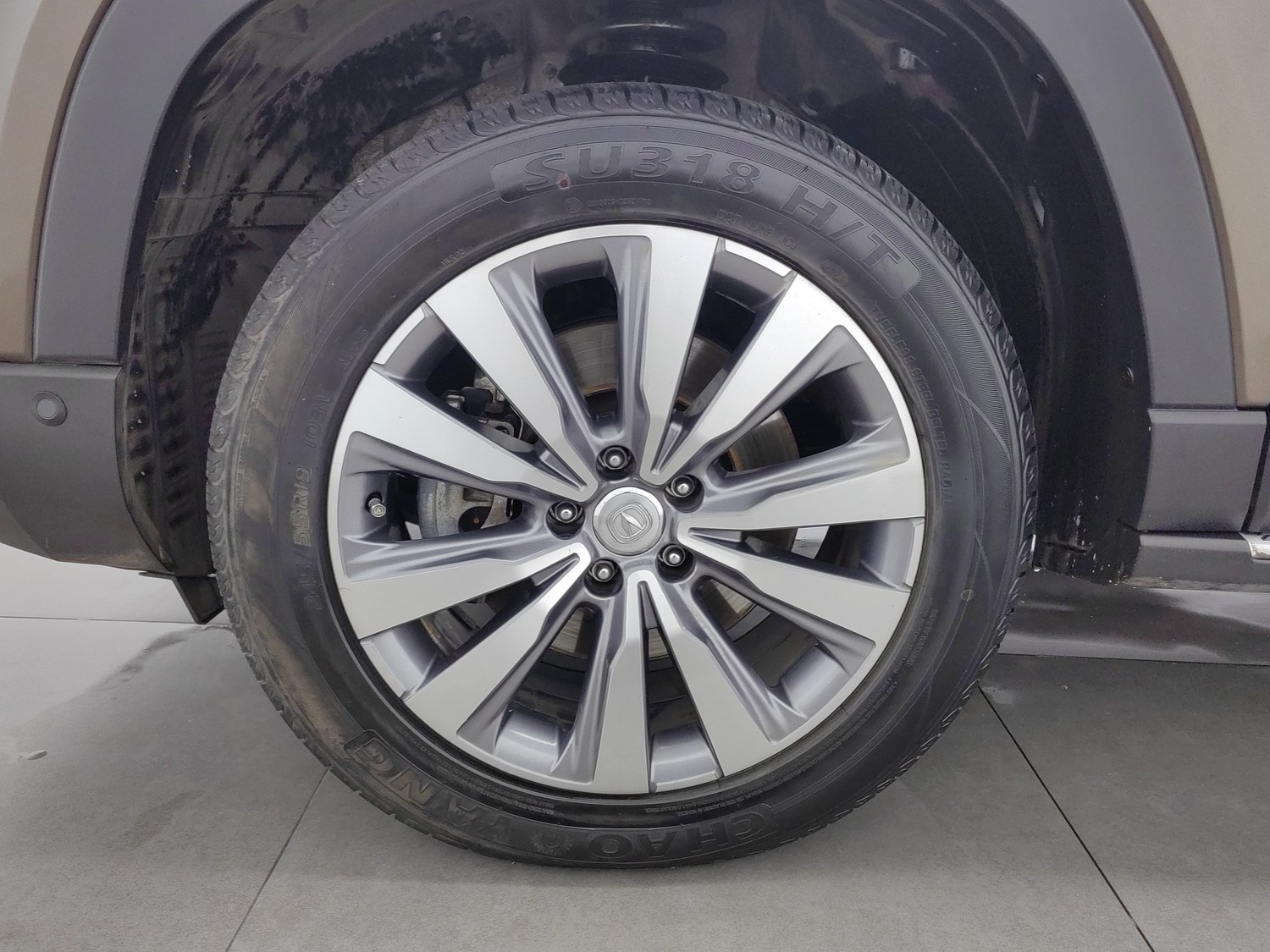 Used Changan CS95 2017 2.0 AT