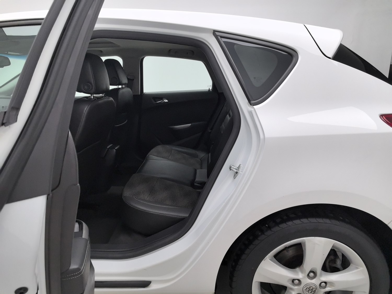 Used Buick Excelle 2013 1.6 AT