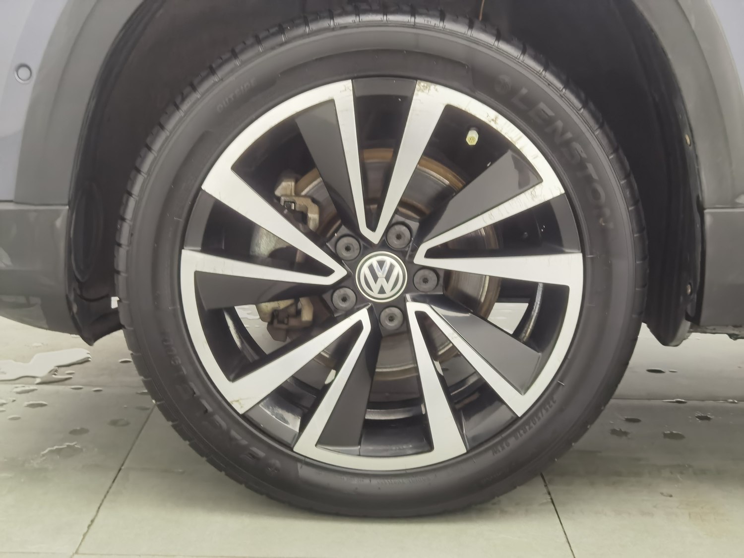 Used Volkswagen Tharu L 2019 2.0 AT