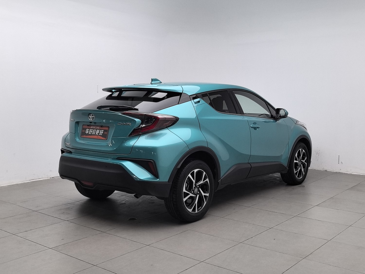 Used Toyota C-HR 2018 2.0 AT
