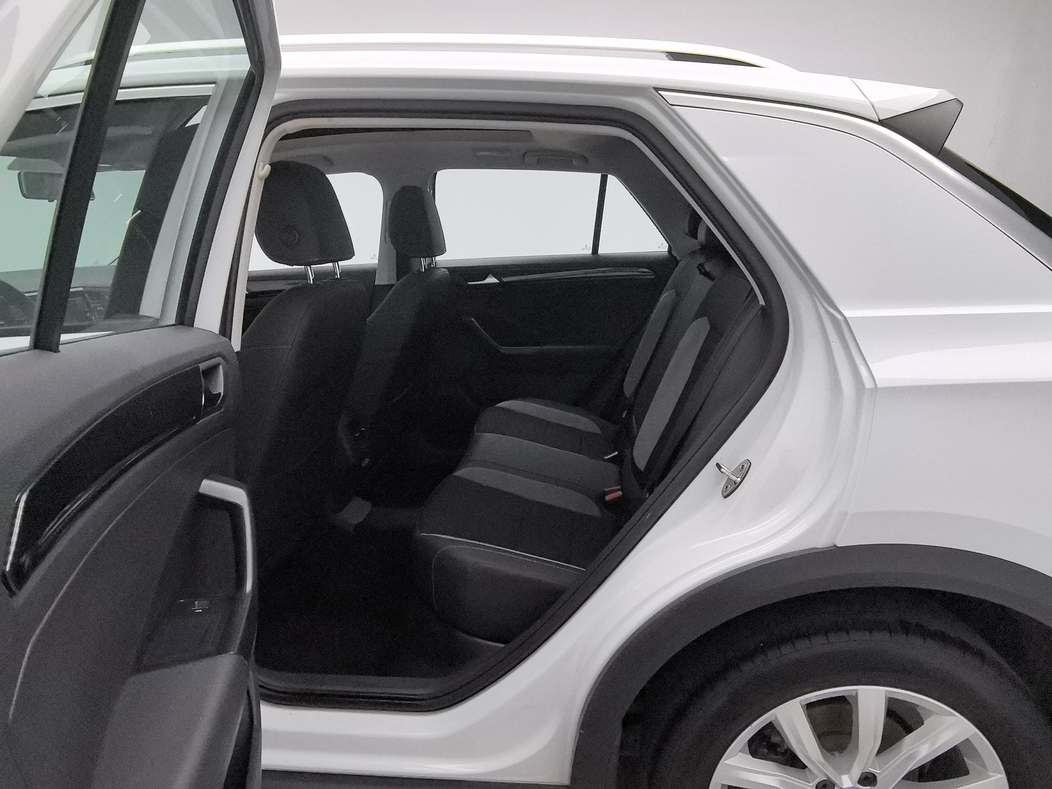 Used Volkswagen T-Roc 2019 1.4 AT