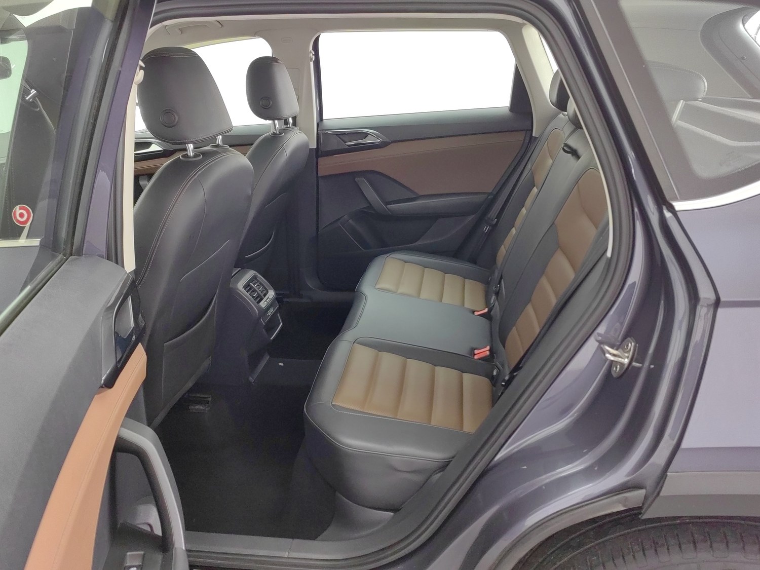 Used Volkswagen Tharu L 2019 2.0 AT