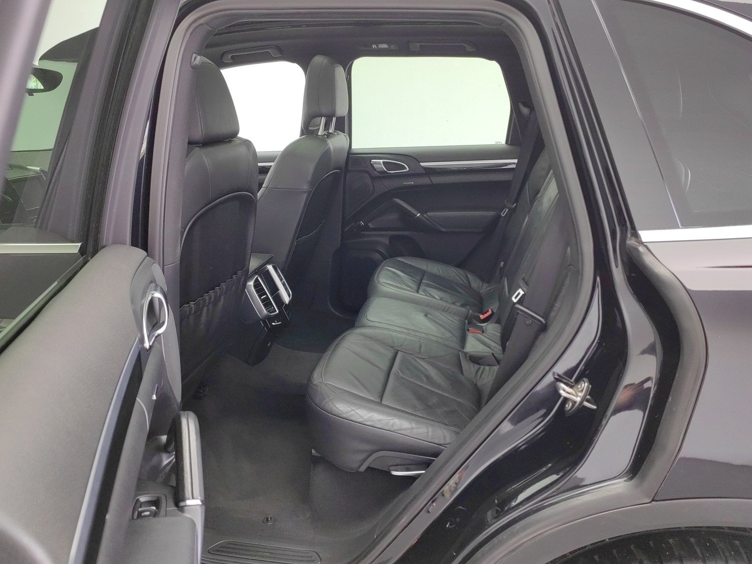 Used Porsche Cayenne 2011 3.0 AT