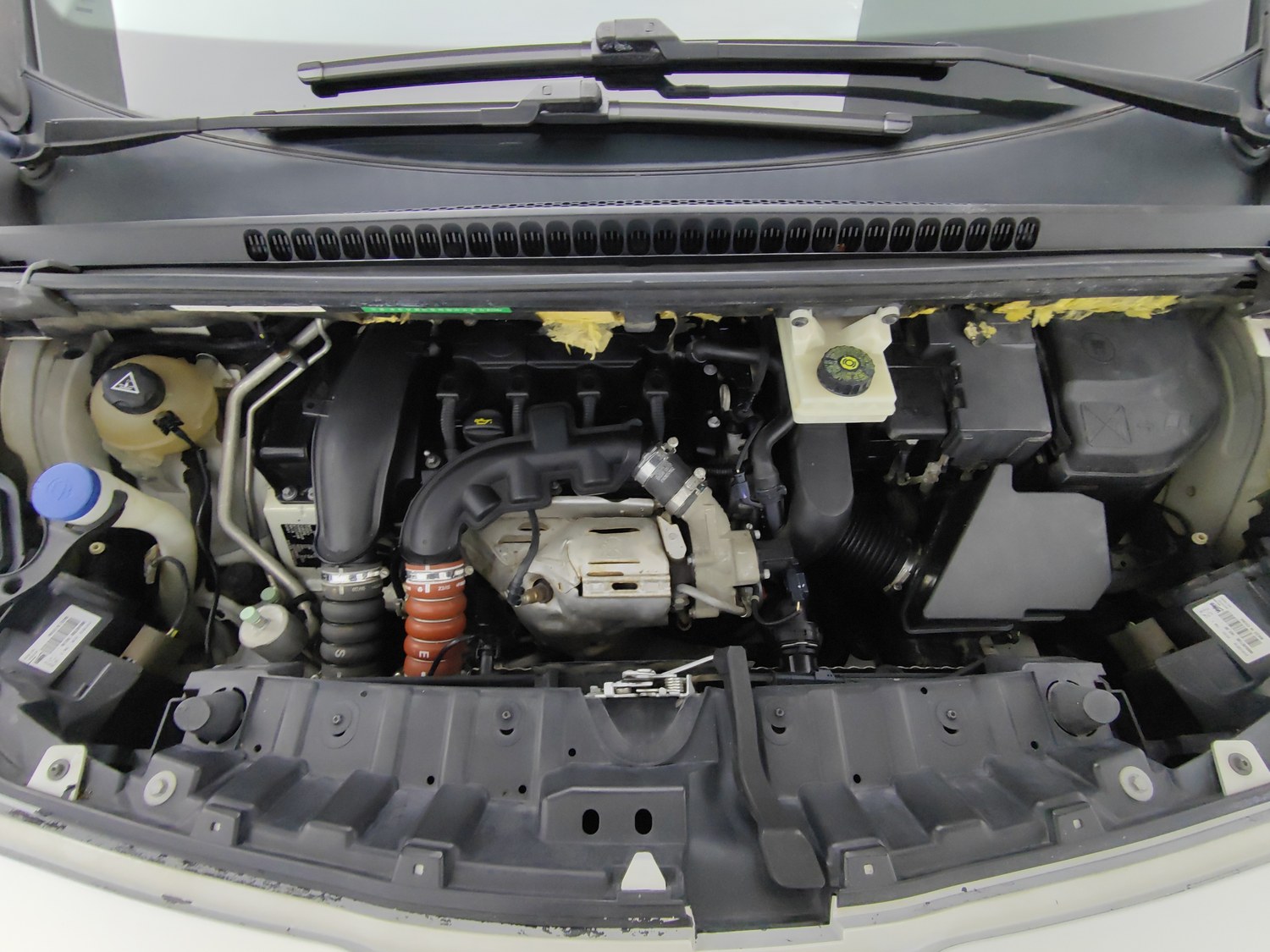 Used Peugeot 3008 2015 1.6 AT