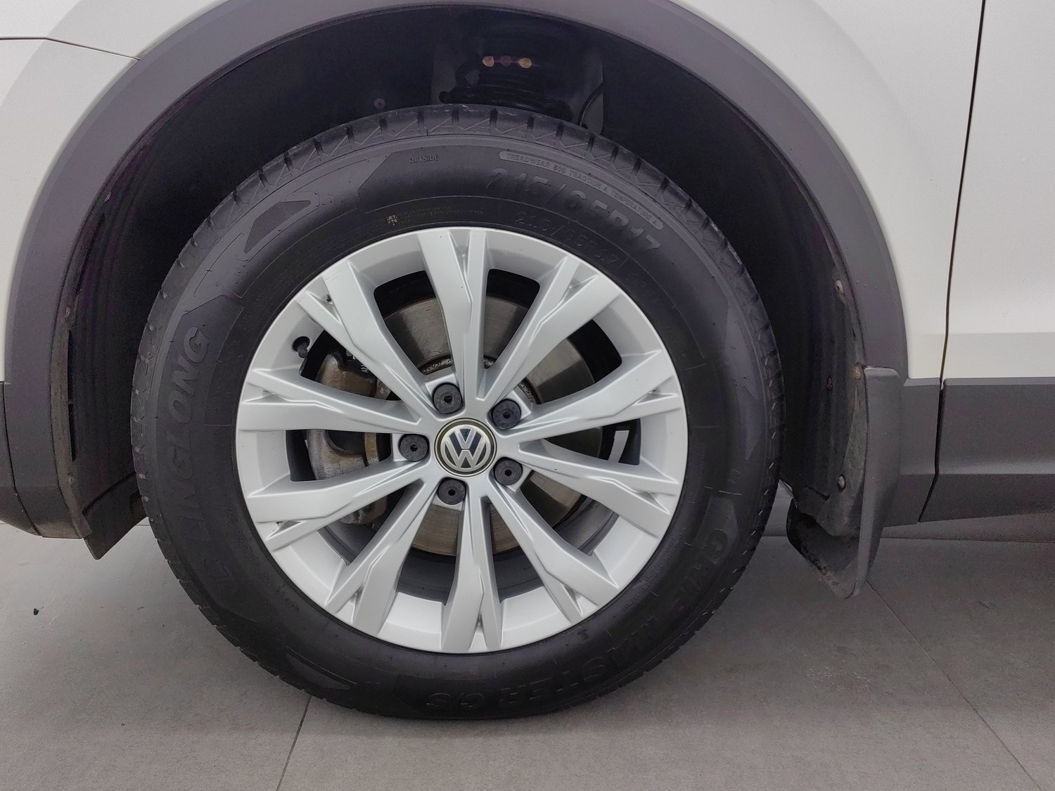Used Volkswagen Tiguan L 2018 2.0 AT