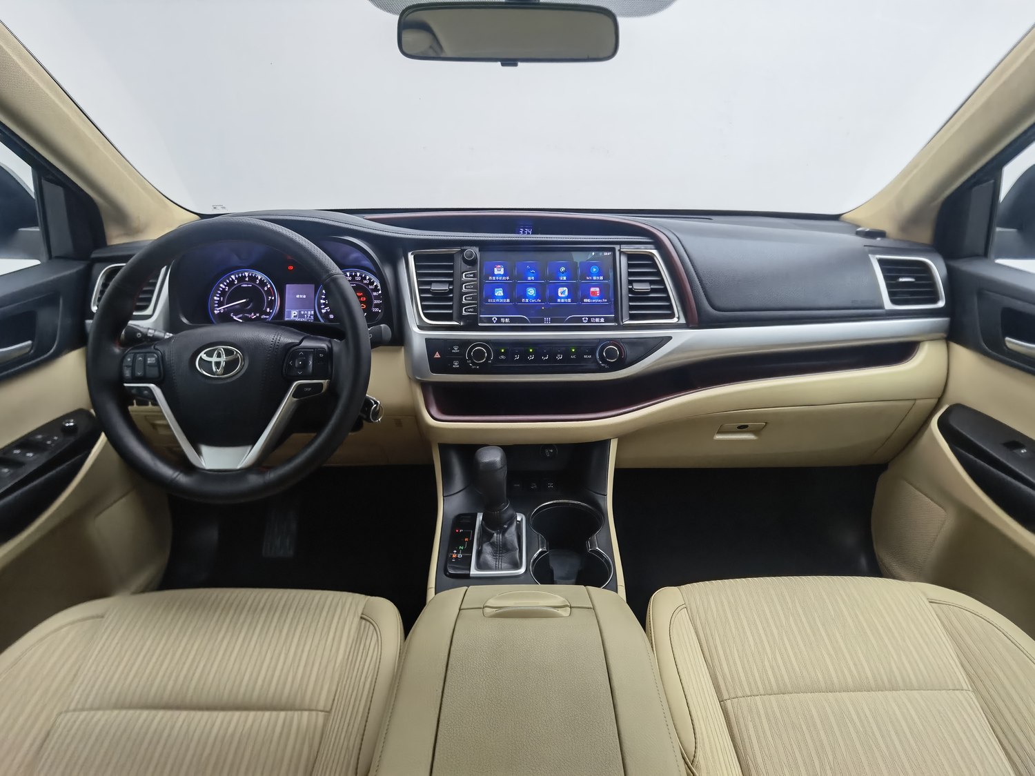 Used Toyota Highlander 2017 2.0 AT