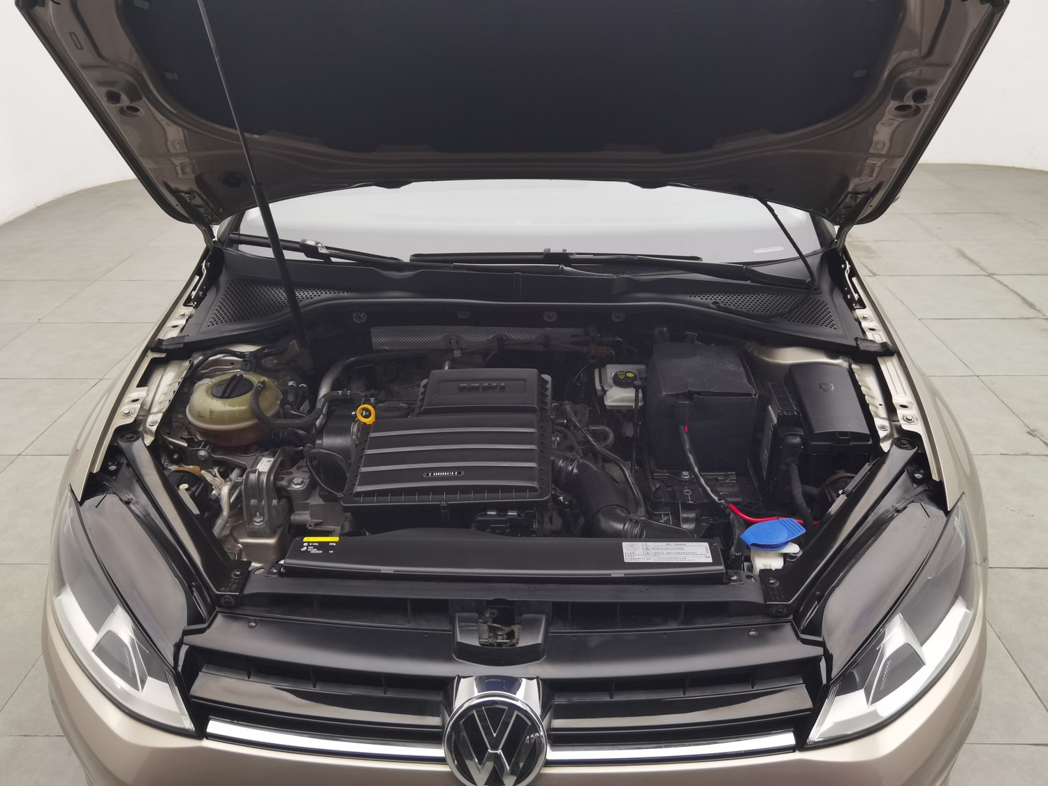 Used Volkswagen Golf 2016 1.6 AT