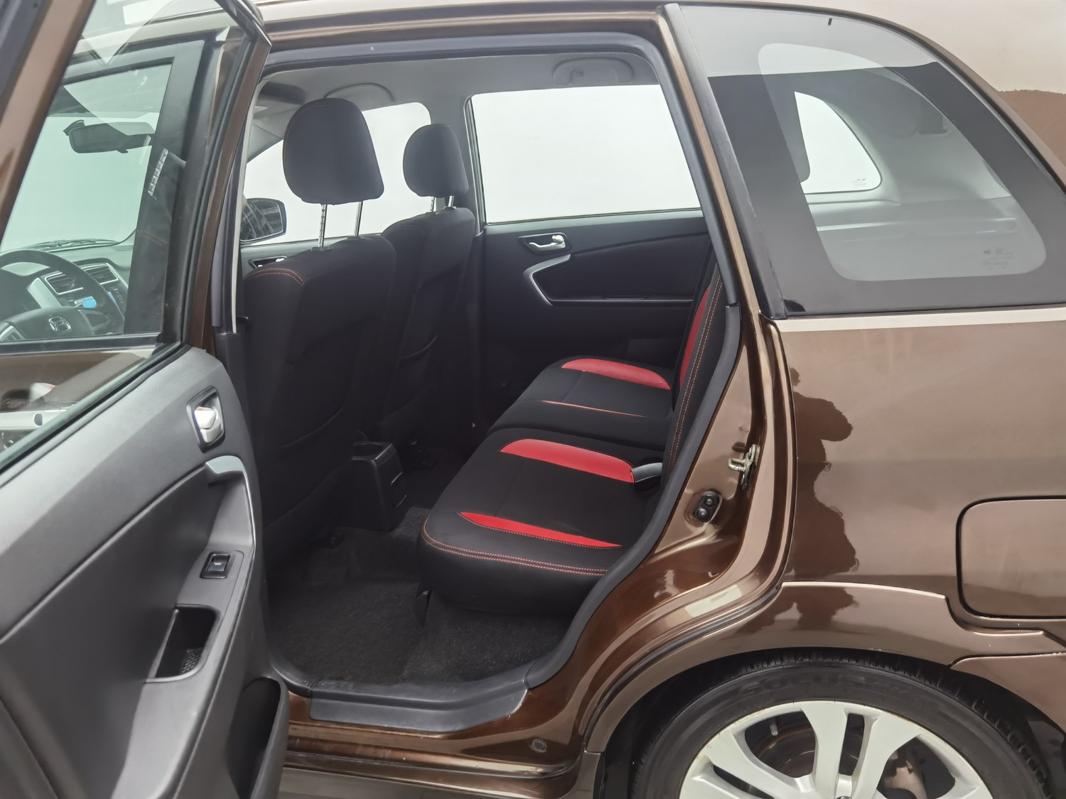 Used Suzuki Liana A6 2015 1.5 AT