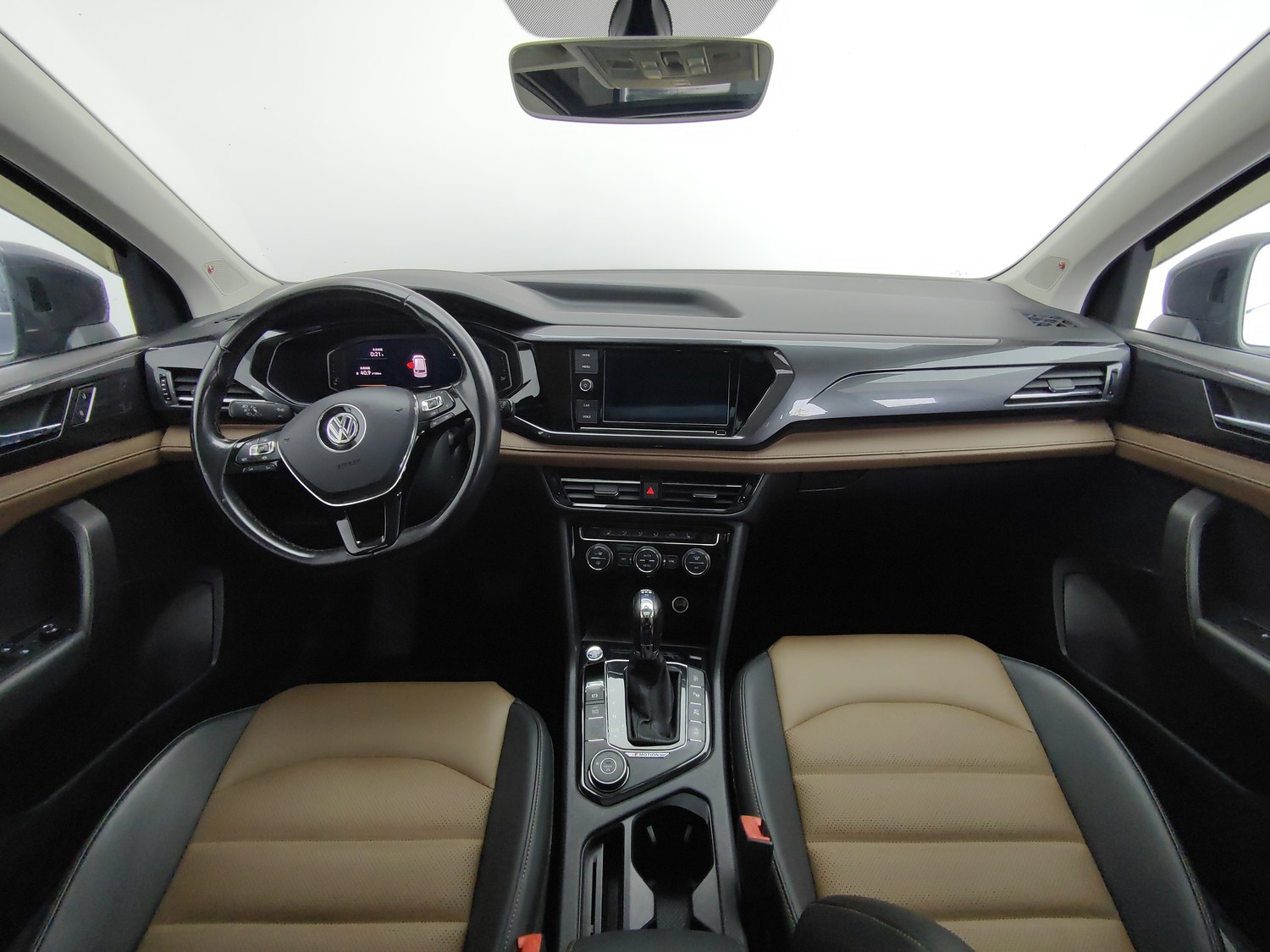 Used Volkswagen Tharu L 2019 2.0 AT