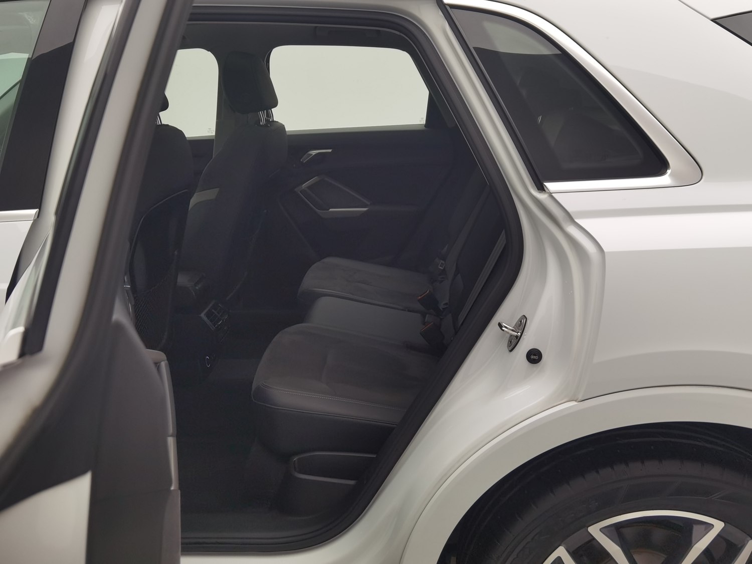 Used Audi Q3 2023 1.4 AT