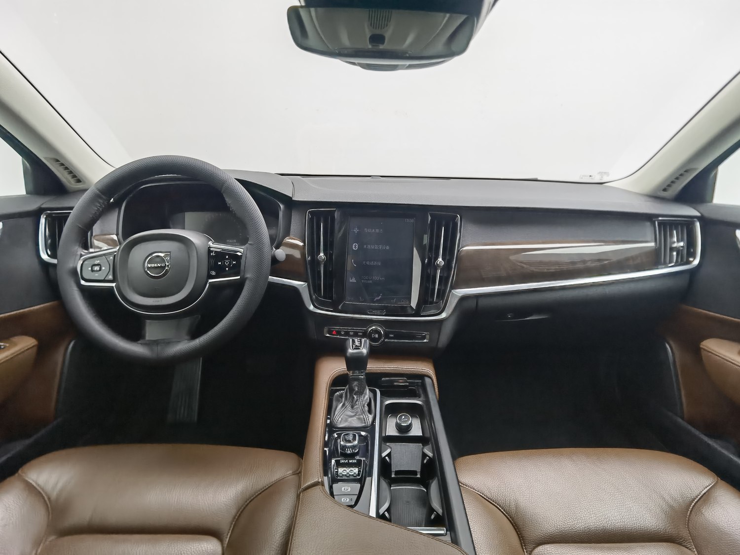 Used Volvo S90 2018 2.0 AT