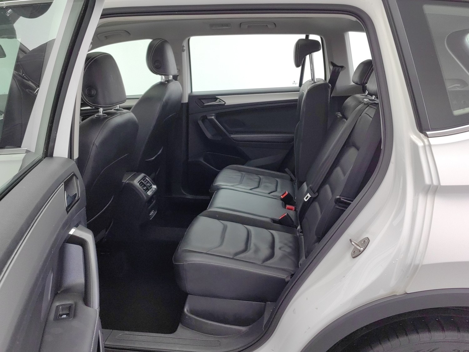 Used Volkswagen Tiguan L 2021 1.4 AT