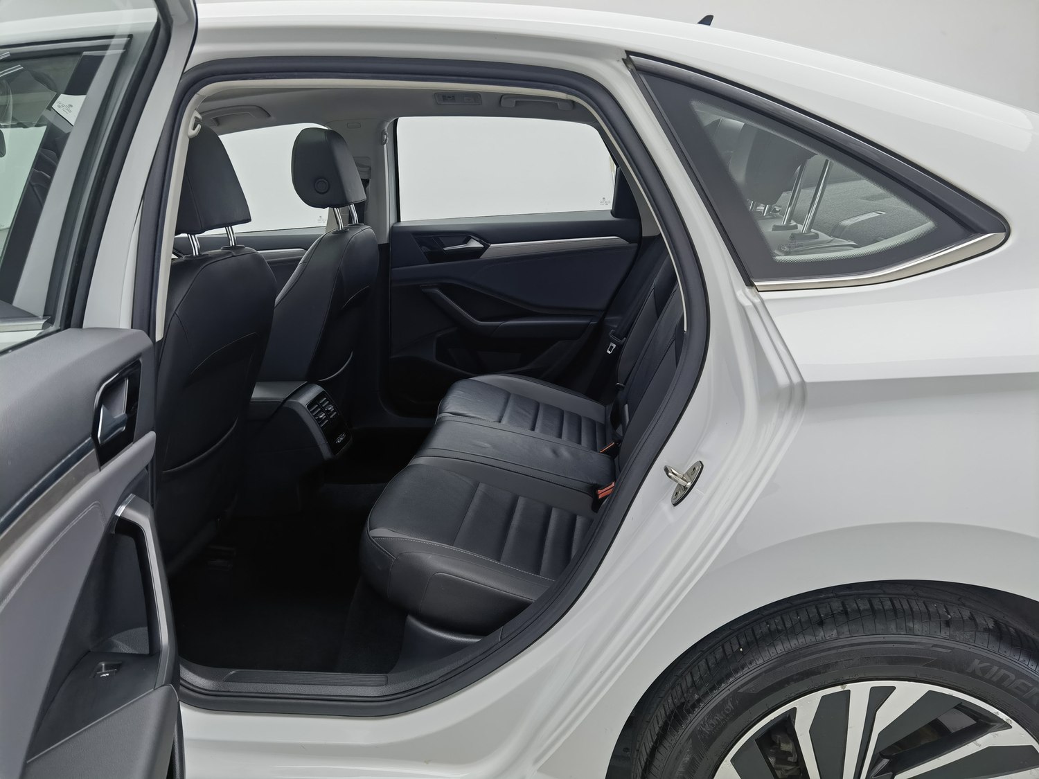 Used Volkswagen Sagitar 2022 1.4 AT