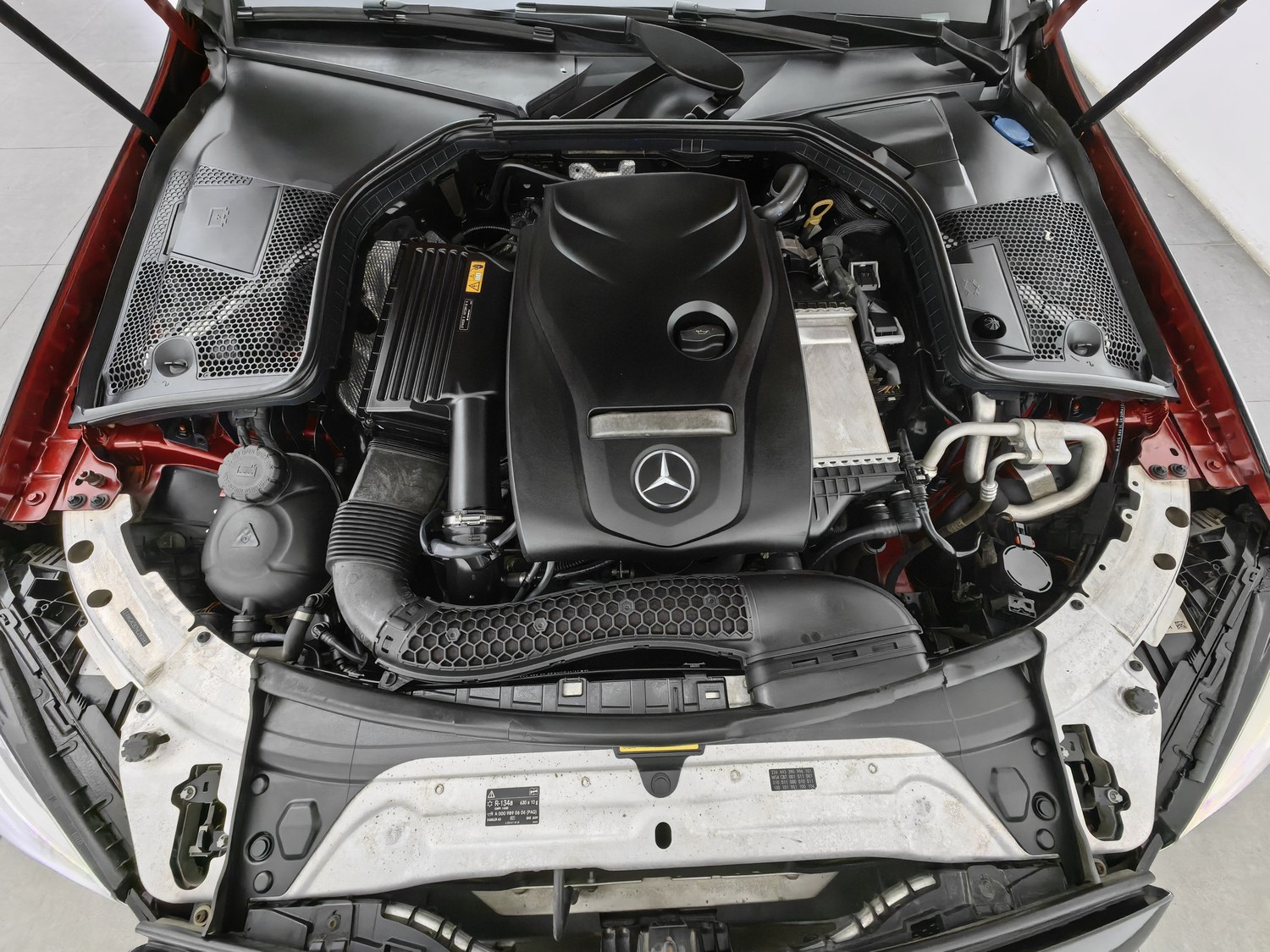 Used Mercedes-Benz C-Class 2017 2.0 AT