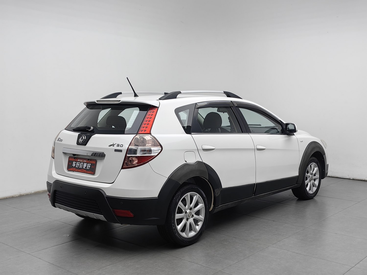 Used Dongfeng Aeolus H30 2013 1.5 MT