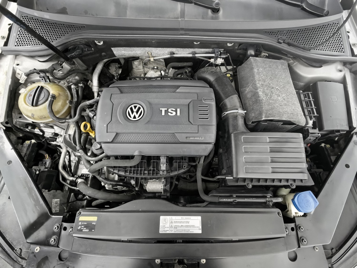 Used Volkswagen Magotan 2017 2.0 AT