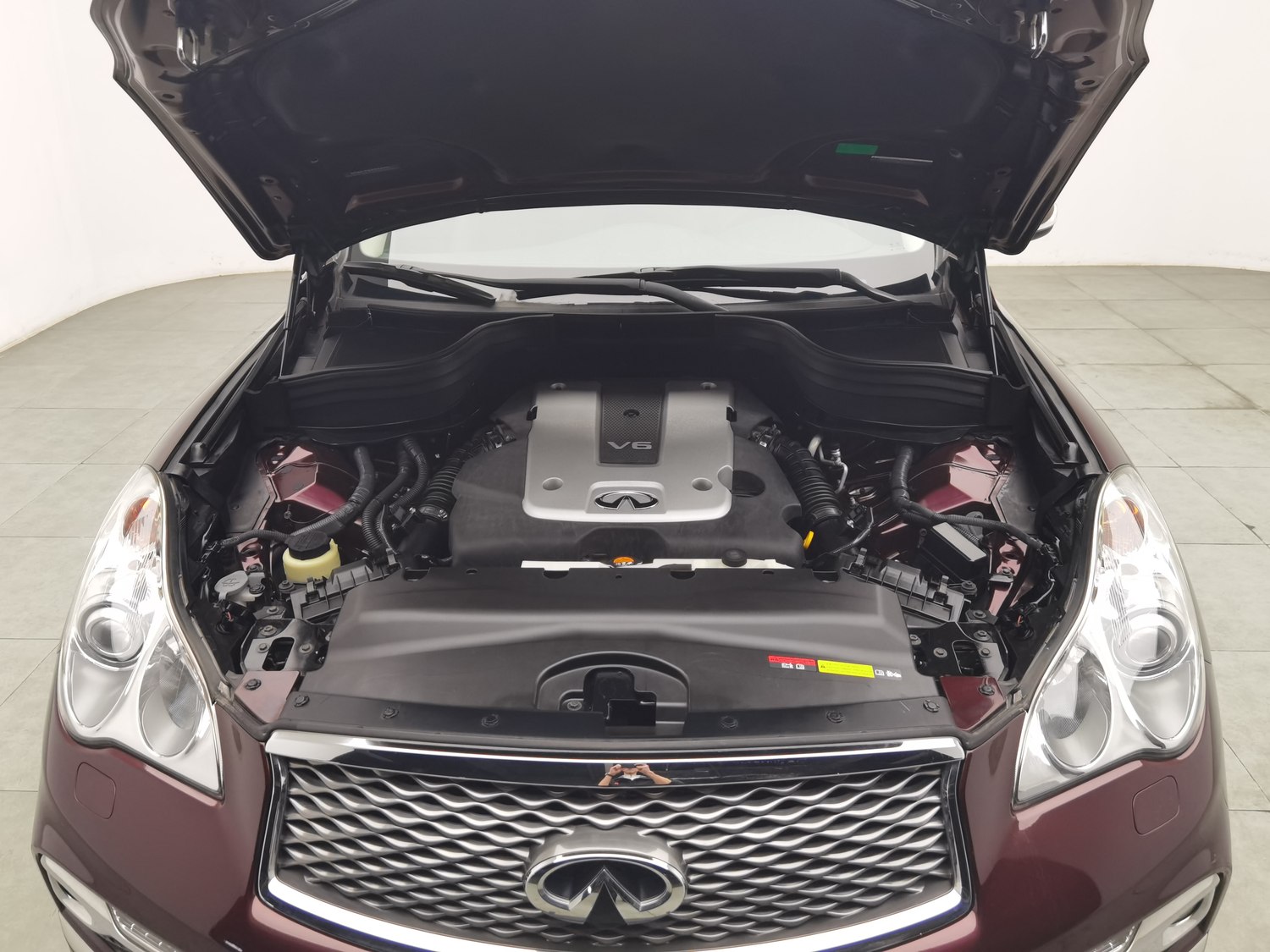 Used Infiniti QX50 2015 2.5 AT