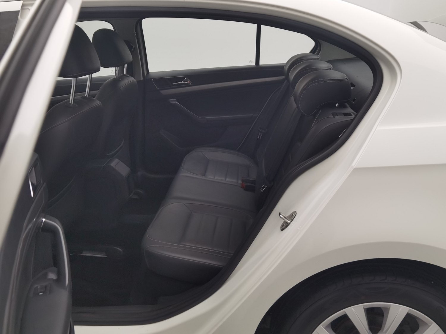Used Volkswagen Lavida 2017 1.6 MT