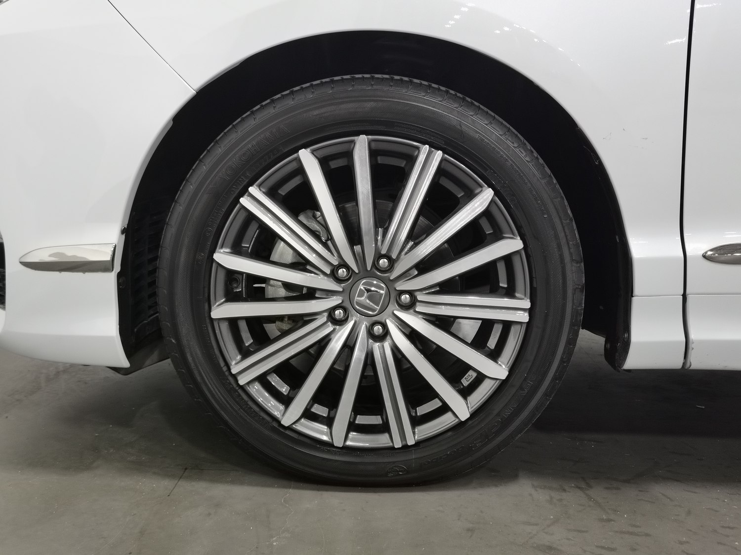 Used Honda Elysion 2024 2.0 AT