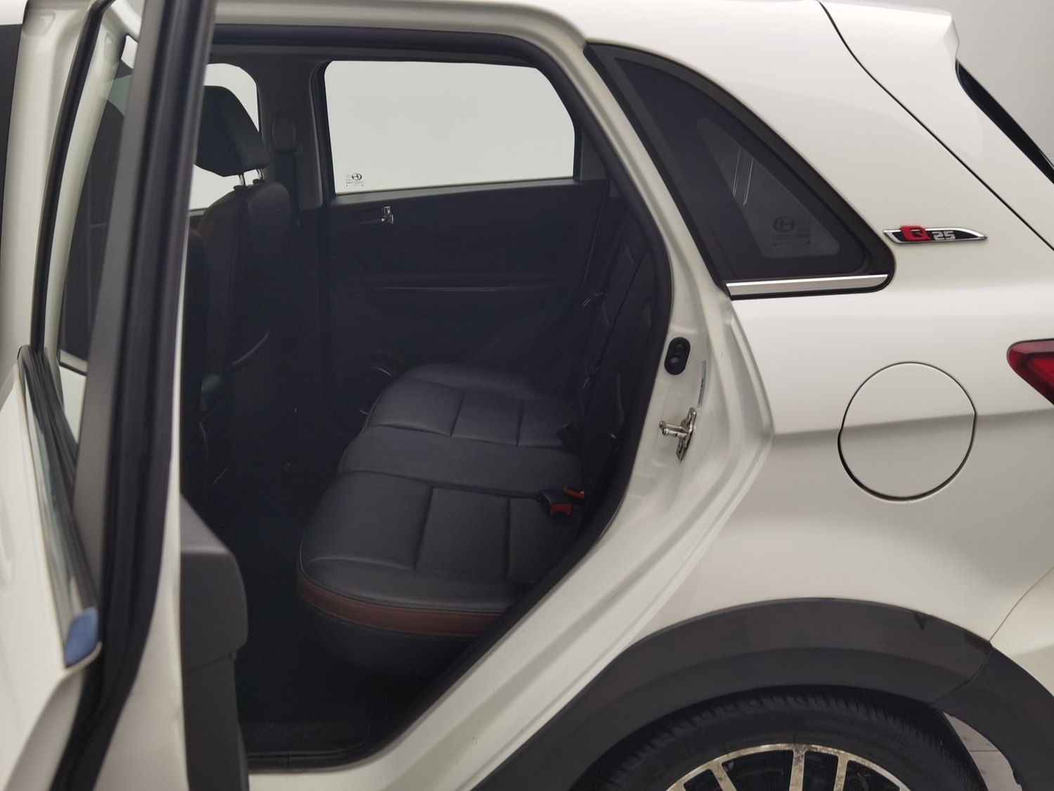Used BAIC Changhe Q25 2016 1.5 AT