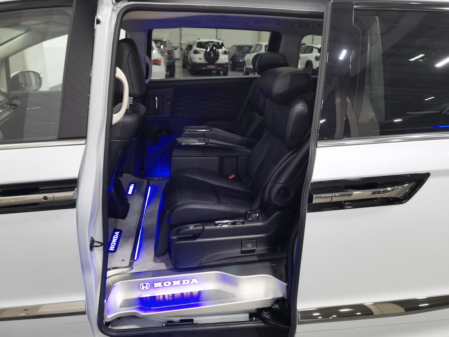Used Honda Elysion 2024 2.0 AT