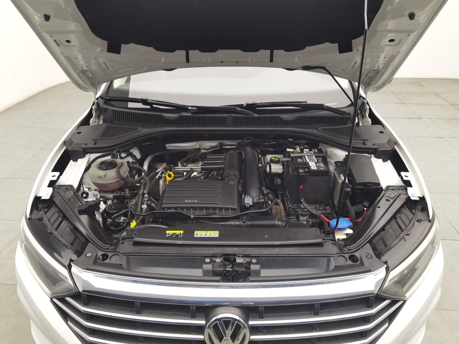 Used Volkswagen Sagitar 2021 1.4 AT
