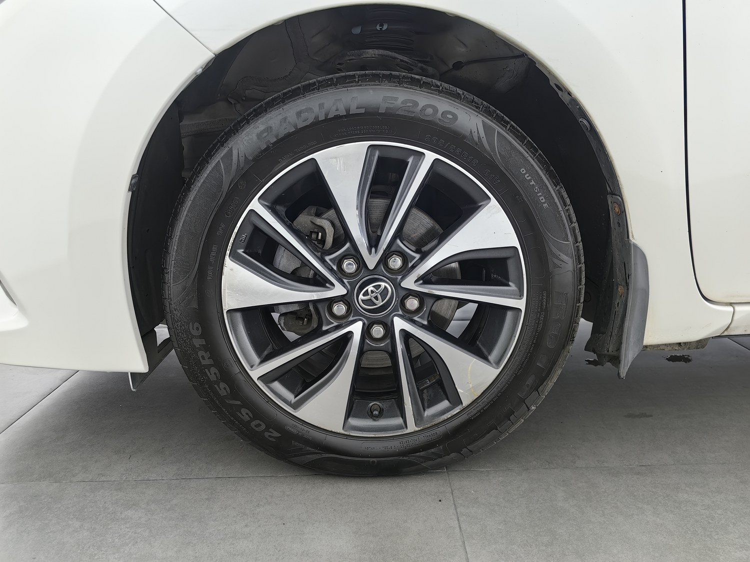 Used Toyota Levin 2017 1.8 AT